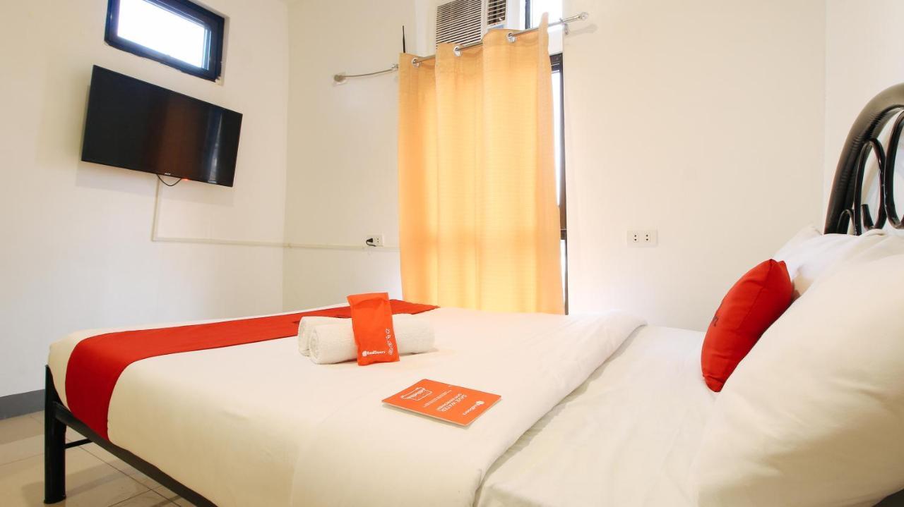 Reddoorz Plus @ Jardin Suites Guadalupe Nuevo Mandaluyong Екстериор снимка